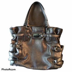 ⏰FINAL SALE!⏰Michael Kors Silver Gansavoort Bag